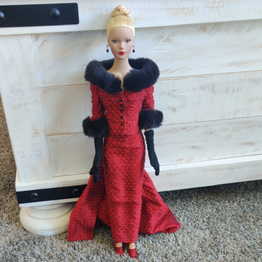 Tonner Tyler Wentworth Doll 16' Opera Gala Blonde